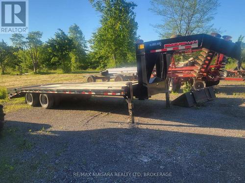Trailerman Tandem Float 5th Wheel - 6409 Willow Road, Niagara Falls (Lyons Creek), ON 