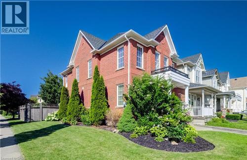 3 Golden Iris Crescent, Hamilton, ON - Outdoor