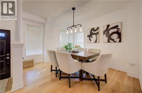 3 Golden Iris Crescent, Hamilton, ON - Indoor Photo Showing Dining Room