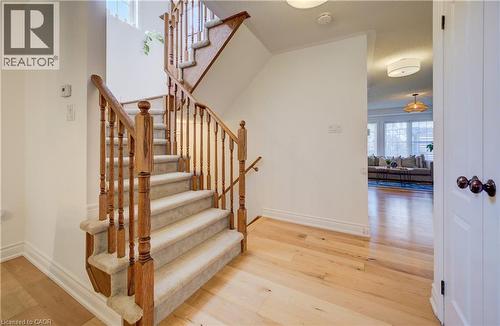3 Golden Iris Crescent, Hamilton, ON - Indoor Photo Showing Other Room