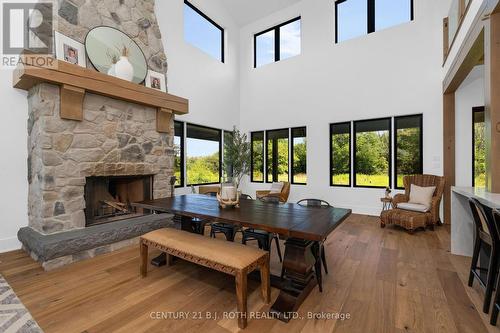 2224 Rainbow Valley Road W, Springwater, ON 