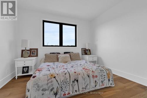 2224 Rainbow Valley Road W, Springwater, ON 