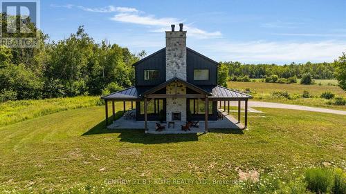 2224 Rainbow Valley Road W, Springwater, ON 