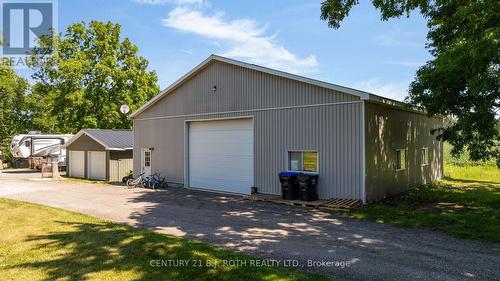 2224 Rainbow Valley Road W, Springwater, ON 