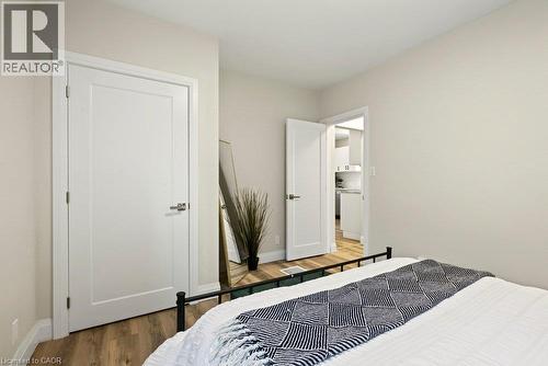 95 Chetwood Street, St. Catharines, ON - Indoor Photo Showing Bedroom