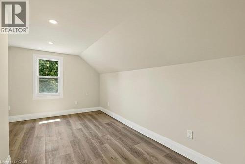 95 Chetwood Street, St. Catharines, ON - Indoor Photo Showing Other Room