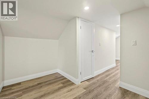 95 Chetwood Street, St. Catharines, ON - Indoor Photo Showing Other Room