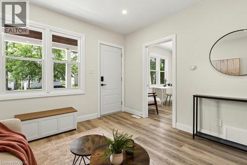 95 Chetwood Street, St. Catharines, ON - Indoor Photo Showing Other Room