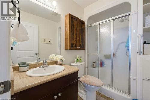 934 Zeller Crescent, Kitchener, ON - Indoor Photo Showing Bathroom