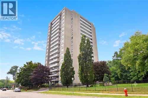 2263 Marine Drive Unit# 401, Oakville, ON - Outdoor With Facade