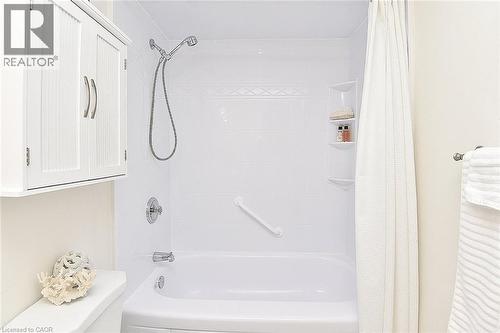 2263 Marine Drive Unit# 401, Oakville, ON - Indoor Photo Showing Bathroom