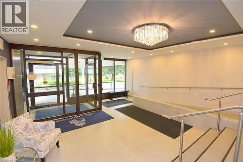2263 Marine Drive Unit# 401, Oakville, ON - Indoor Photo Showing Other Room