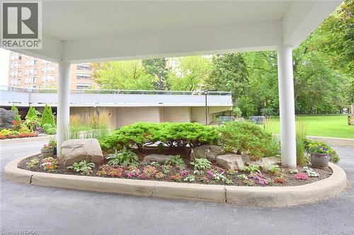 2263 Marine Drive Unit# 401, Oakville, ON - Outdoor