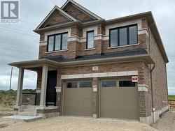 10 GUERNSEY DRIVE Kitchener, ON N2R 0S2