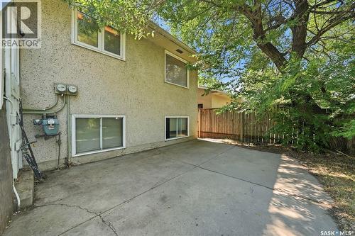 206 Carleton Drive, Saskatoon, SK - Outdoor With Exterior