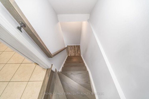 7 Bamboo Grove, Brampton, ON - Indoor Photo Showing Other Room