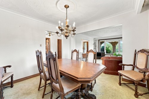 2795 Victoria Park Avenue, Toronto, ON - Indoor Photo Showing Dining Room