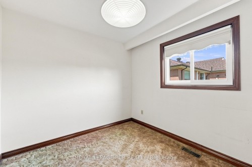 2795 Victoria Park Avenue, Toronto, ON - Indoor Photo Showing Other Room