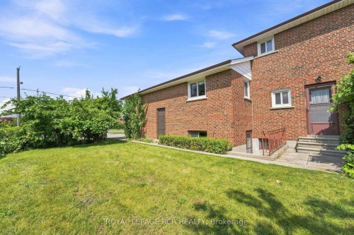 2795 Victoria Park Avenue, Toronto, ON - Outdoor With Exterior
