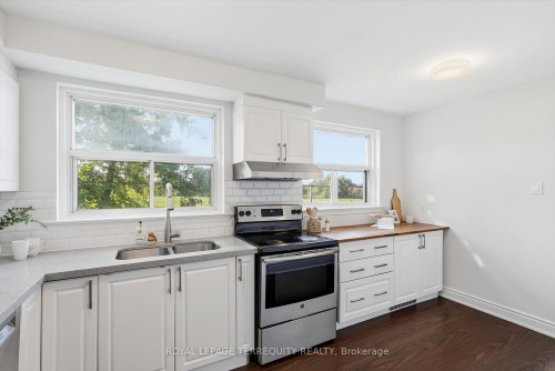 89 Benjamin Boulevard, Toronto, ON 