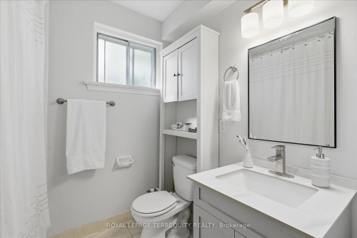 89 Benjamin Boulevard, Toronto, ON 