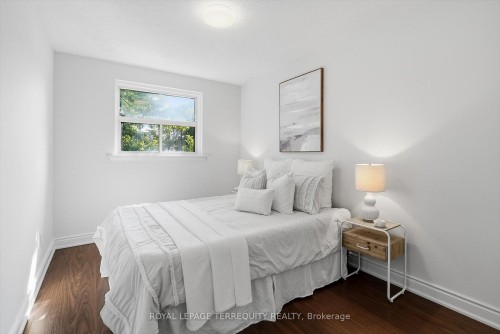 89 Benjamin Boulevard, Toronto, ON 