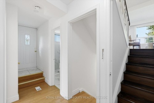 89 Benjamin Boulevard, Toronto, ON 
