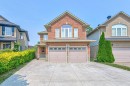 270 Springvalley Crescent, Hamilton, ON  - Outdoor With Facade 