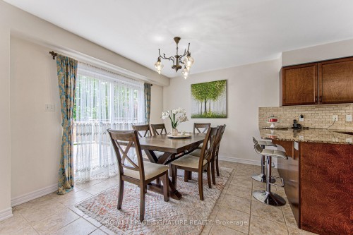 270 Springvalley Crescent, Hamilton, ON - Indoor Photo Showing Dining Room