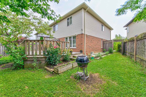 270 Springvalley Crescent, Hamilton, ON - Outdoor