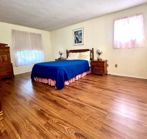 4156 Wheelwright Crescent, Mississauga, ON - Indoor Photo Showing Bedroom