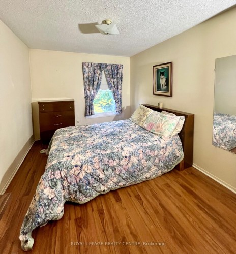4156 Wheelwright Crescent, Mississauga, ON - Indoor Photo Showing Bedroom