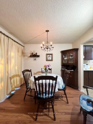 4156 Wheelwright Crescent, Mississauga, ON - Indoor Photo Showing Dining Room