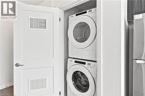 101 Golden Eagle Road Unit# 215, Waterloo, ON - Indoor Photo Showing Laundry Room