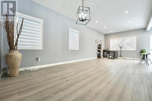 130 Byers Street, London South, ON - Indoor