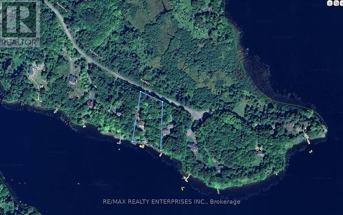 100-acre private forest just north of cottage - 140 Rachels Lane, Huntsville, ON -  With Body Of Water