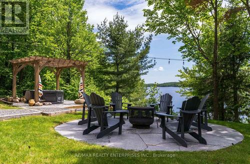 140 Rachels Lane, Huntsville, ON - Outdoor With Body Of Water
