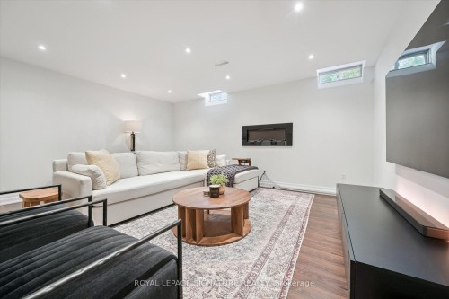 38 Scott Boulevard, Milton, ON - Indoor