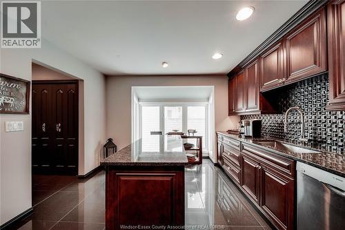 110 Marine Drive Unit# 3, Tecumseh, ON - Indoor Photo Showing Kitchen