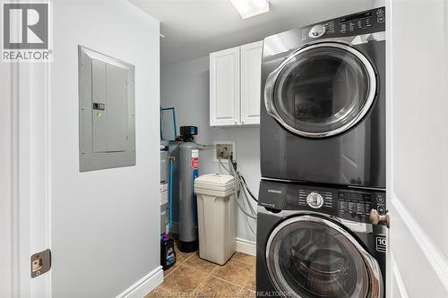 34 Boblo Island Boulevard Unit# 407, Amherstburg, ON - Indoor Photo Showing Laundry Room