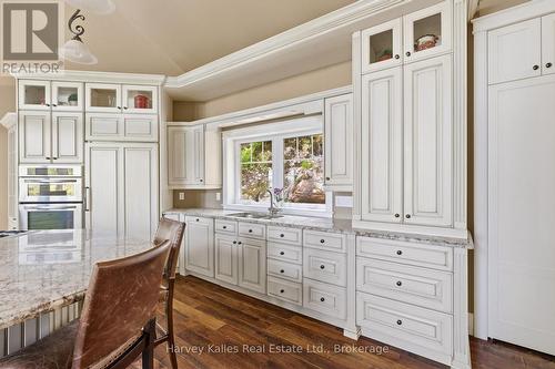 161 Town Line Road E, Huntsville (Chaffey), ON - Indoor Photo Showing Kitchen