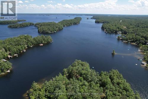 2 Island 24Lm (Denison), Gravenhurst (Muskoka (S)), ON 