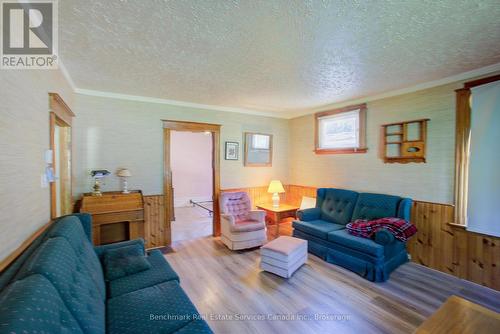237 Thomas Street, St. Marys, ON - Indoor Photo Showing Living Room