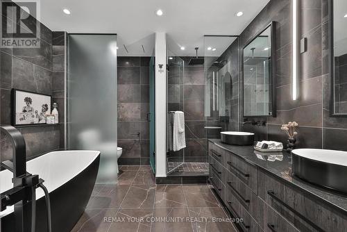 208 - 280 Howland Avenue, Toronto, ON - Indoor Photo Showing Bathroom