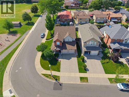 314 Brigadoon Drive, Hamilton, ON - Outdoor With Facade
