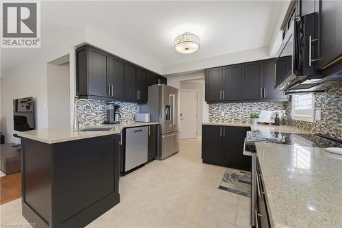 314 Brigadoon Drive, Hamilton, ON - Indoor Photo Showing Kitchen