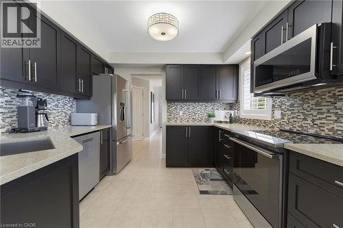 314 Brigadoon Drive, Hamilton, ON - Indoor Photo Showing Kitchen With Upgraded Kitchen