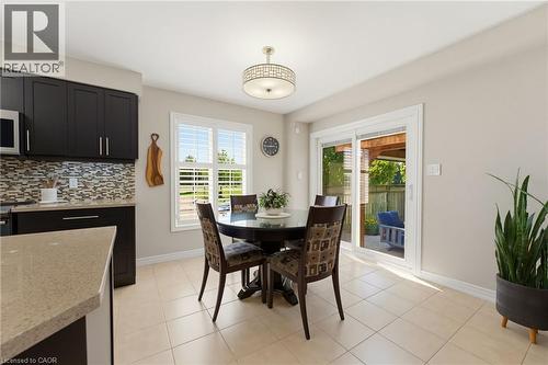 314 Brigadoon Drive, Hamilton, ON - Indoor Photo Showing Dining Room
