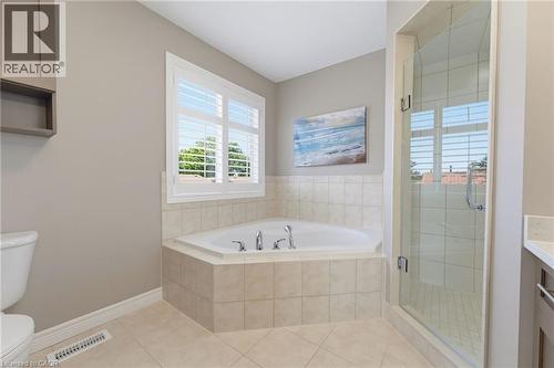 314 Brigadoon Drive, Hamilton, ON - Indoor Photo Showing Bathroom