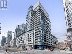 535 - 8 TELEGRAM MEWS Toronto, ON M5V 3Z5
